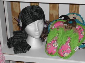 WOMEN’S